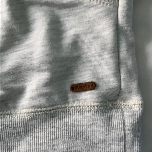 Roots Canada Yoga Top - Picture 3 of 4